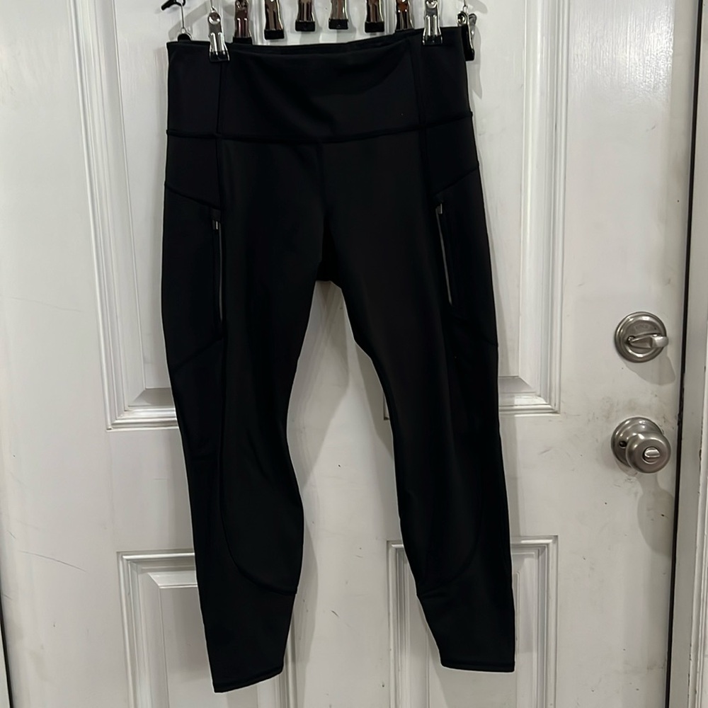 Athleta Rainer Medium petite Black leggings
